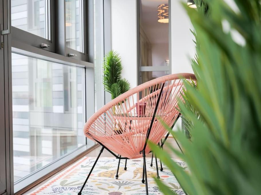 Apartamento Stylish Urban Sanctuary With Parking Londres Exterior foto