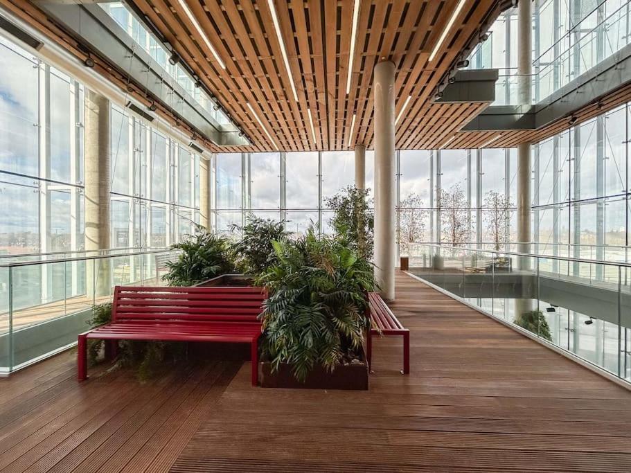 Apartamento Stylish Urban Sanctuary With Parking Londres Exterior foto