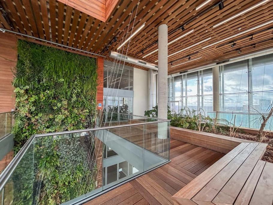 Apartamento Stylish Urban Sanctuary With Parking Londres Exterior foto